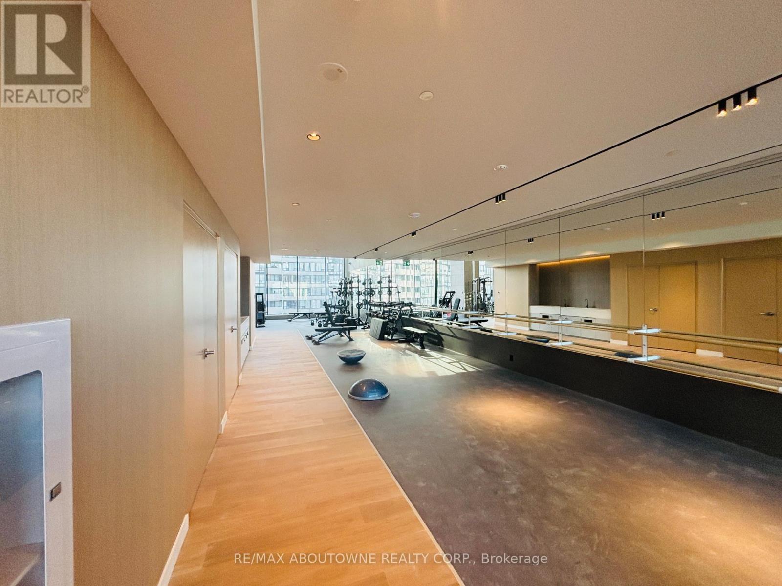 Gym - 3709 - 395 Square One Drive, Mississauga, ON - Indoor