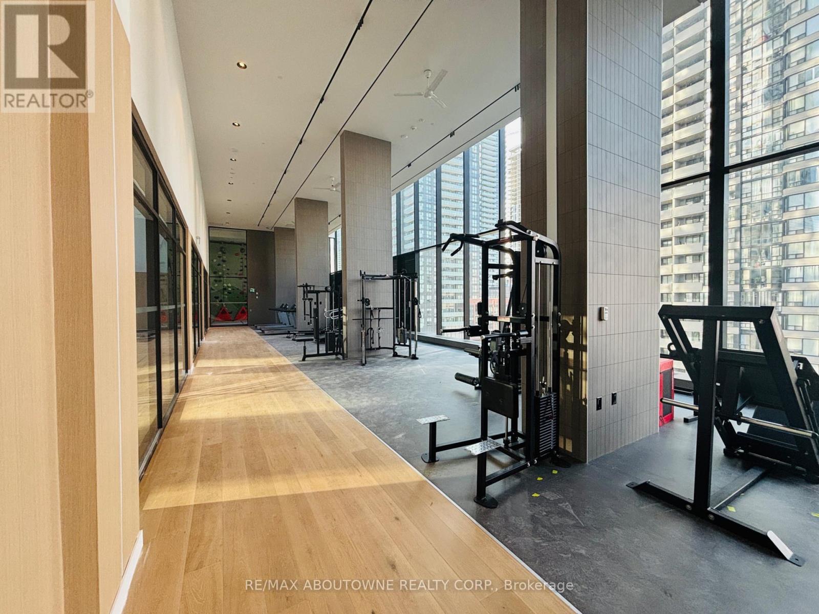 Gym - 3709 - 395 Square One Drive, Mississauga, ON - Indoor Photo Showing Other Room