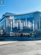 Walking distance to Sheridan College -