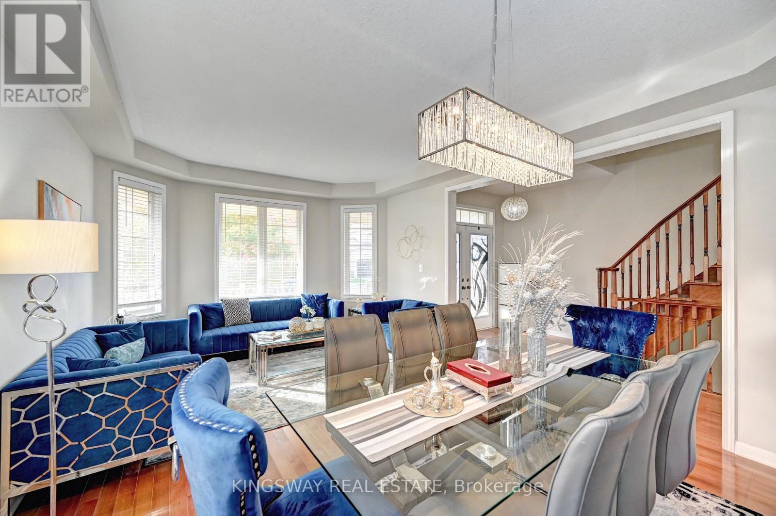 32 Weir Street, Cambridge, ON - Indoor