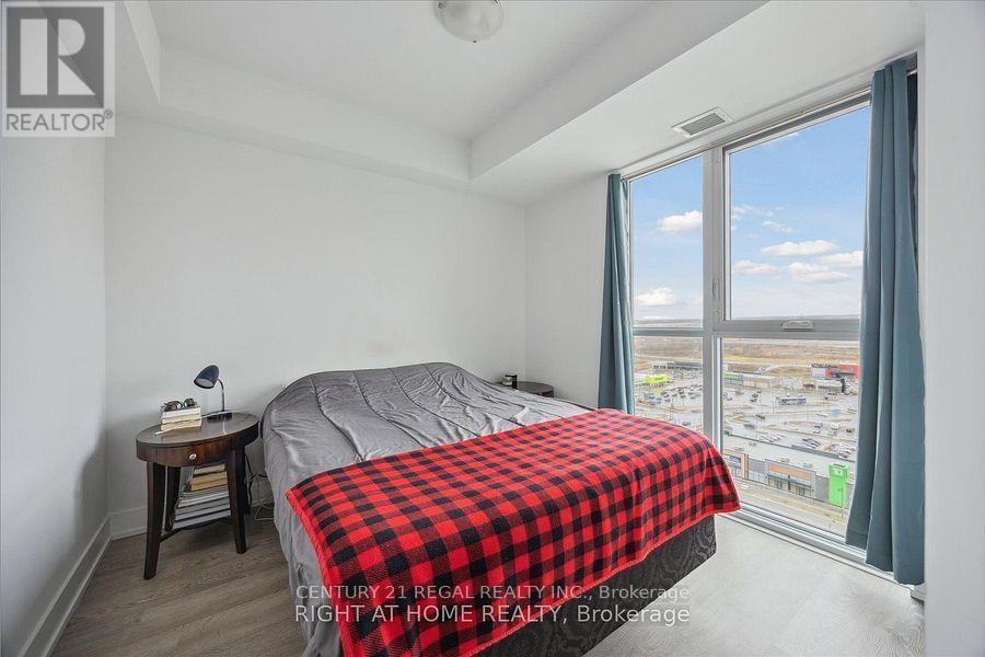 1806 - 2550 Simcoe Street N, Oshawa, ON - Indoor Photo Showing Bedroom