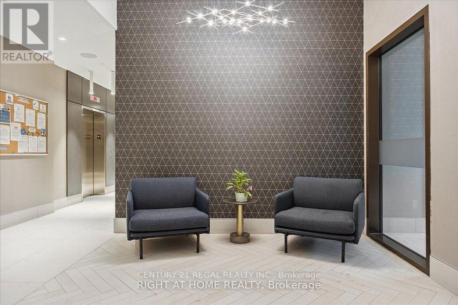 1806 - 2550 Simcoe Street N, Oshawa, ON - Indoor Photo Showing Other Room