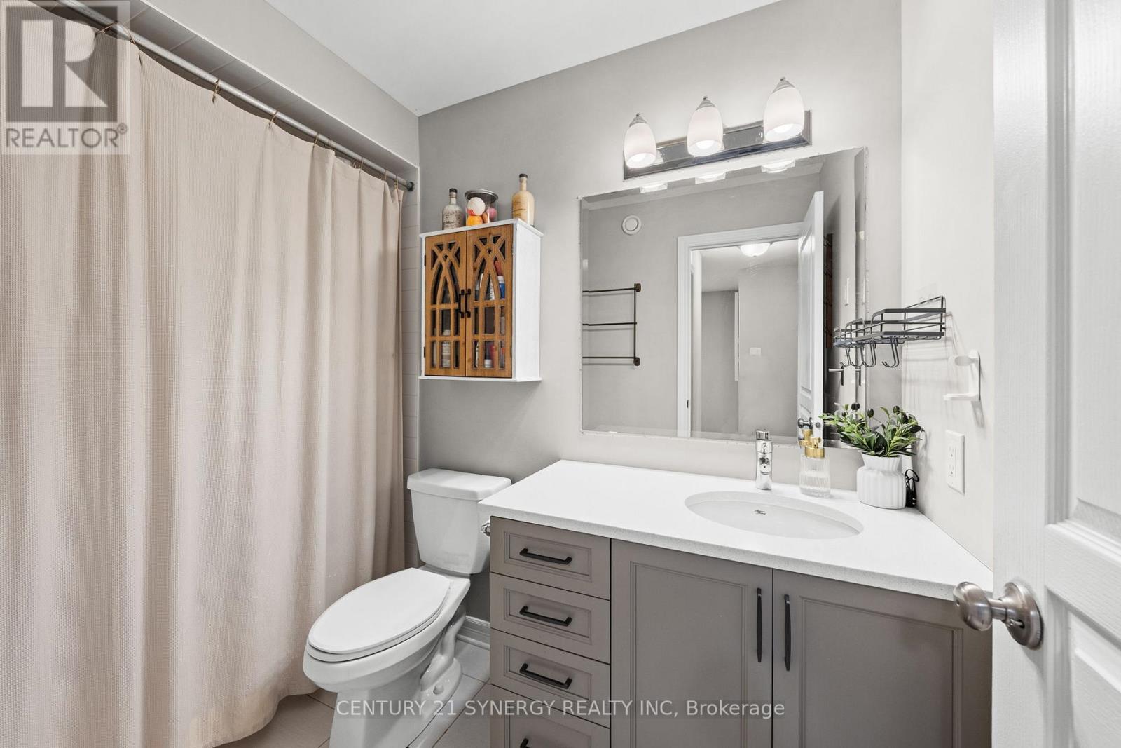 708 Guardian Grove, Ottawa, ON - Indoor Photo Showing Bathroom