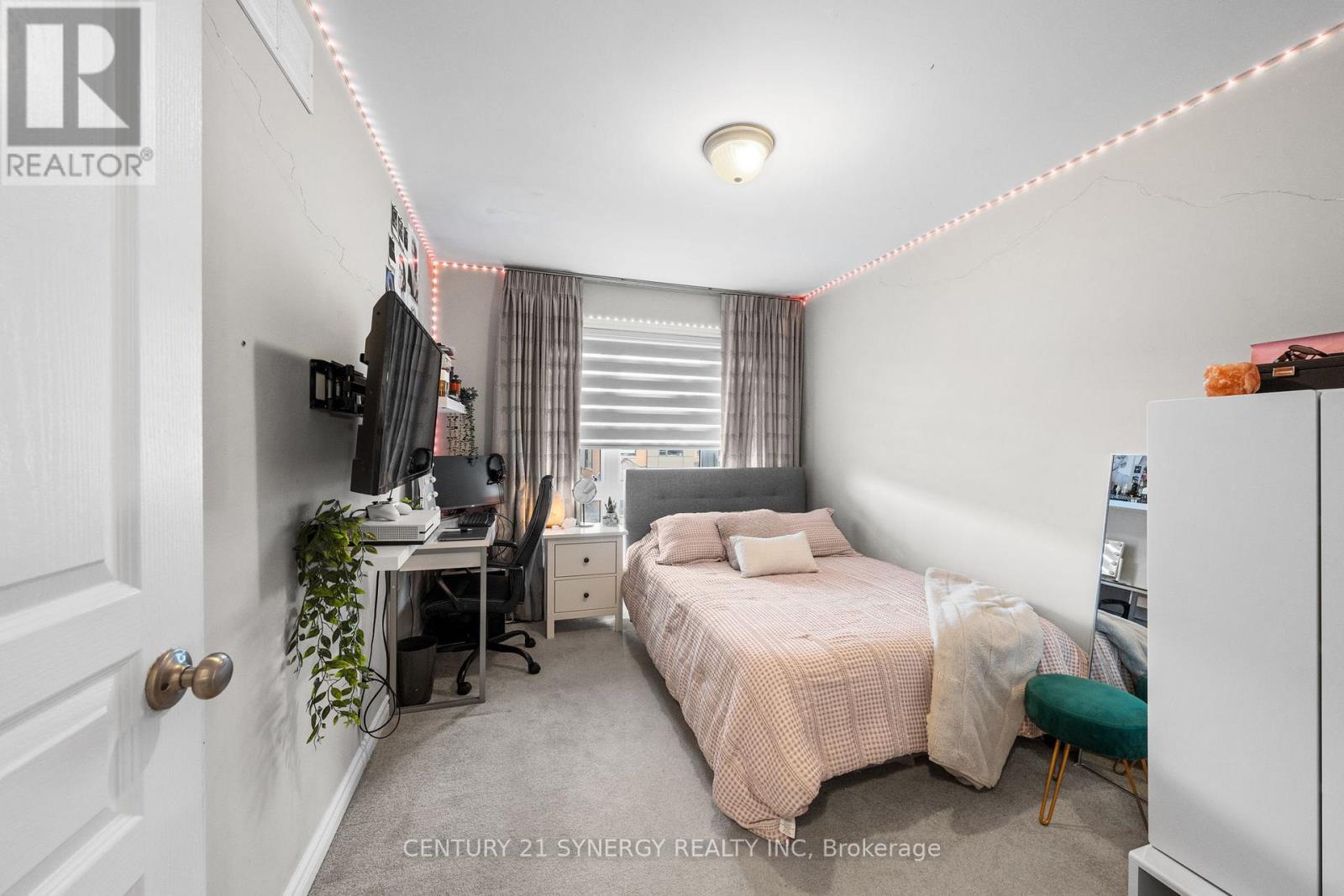 708 Guardian Grove, Ottawa, ON - Indoor Photo Showing Bedroom