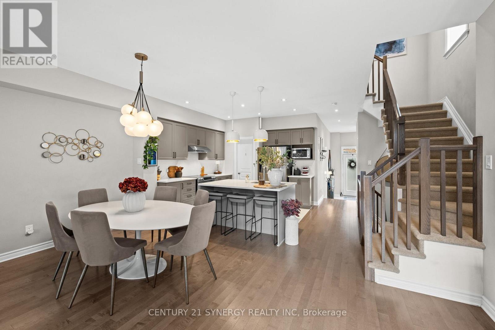 708 Guardian Grove, Ottawa, ON - Indoor Photo Showing Dining Room