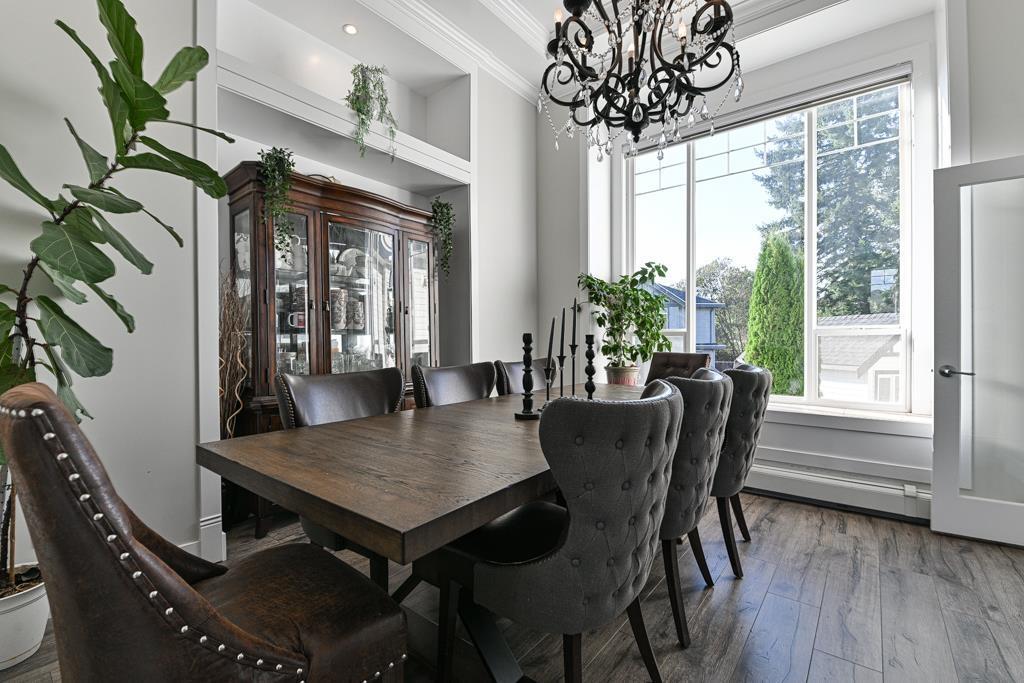 27733 Signal Court, Abbotsford, BC - Indoor Photo Showing Dining Room