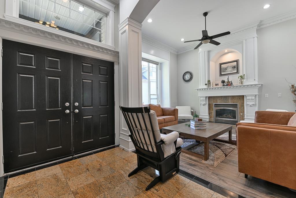 27733 Signal Court, Abbotsford, BC - Indoor Photo Showing Other Room With Fireplace
