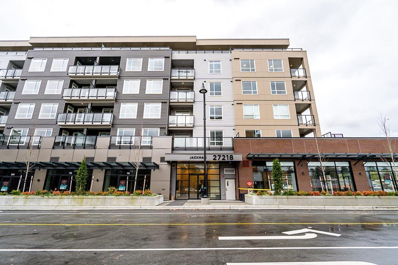 516 27218 Aldergrove Town Center Drive, Langley, BC - Outdoor With Facade