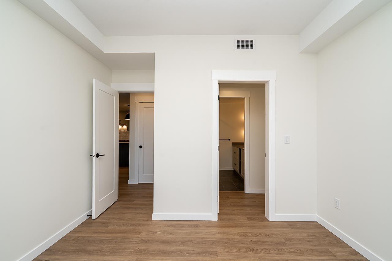 516 27218 Aldergrove Town Center Drive, Langley, BC - Indoor Photo Showing Other Room