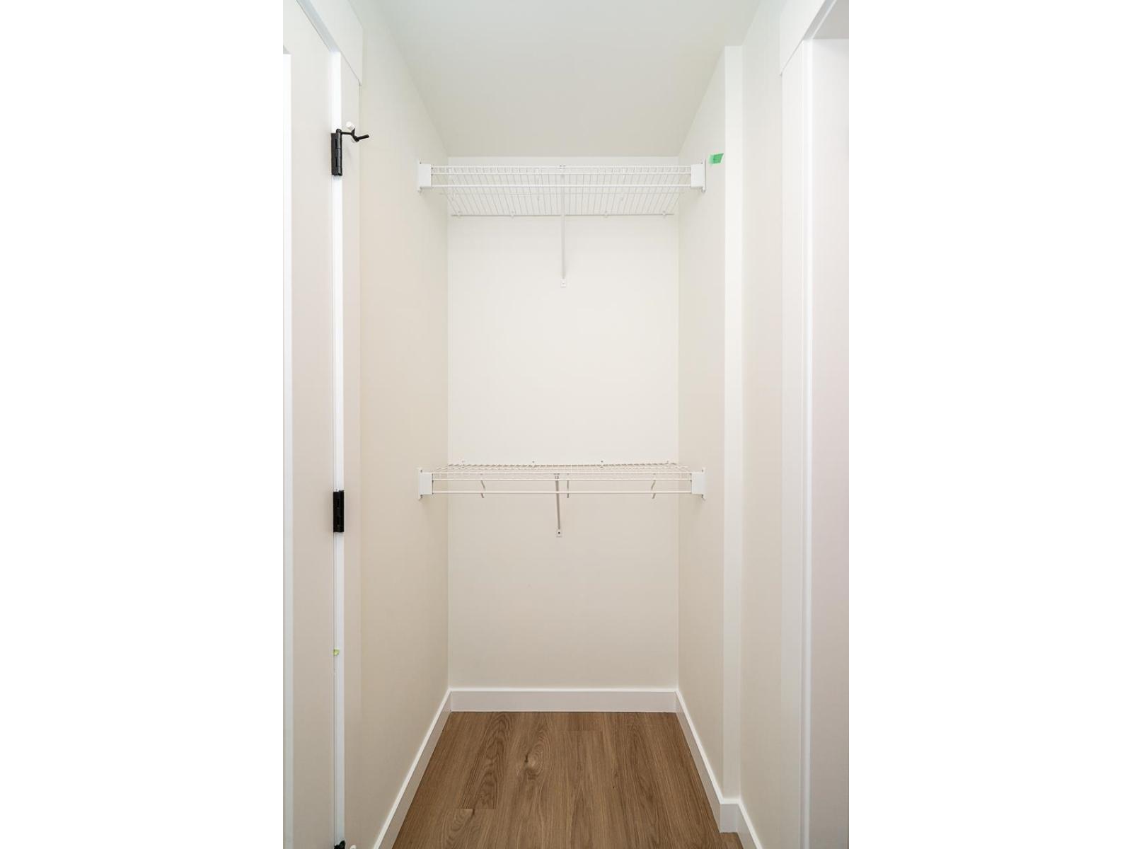 516 27218 Aldergrove Town Center Drive, Langley, BC - Indoor