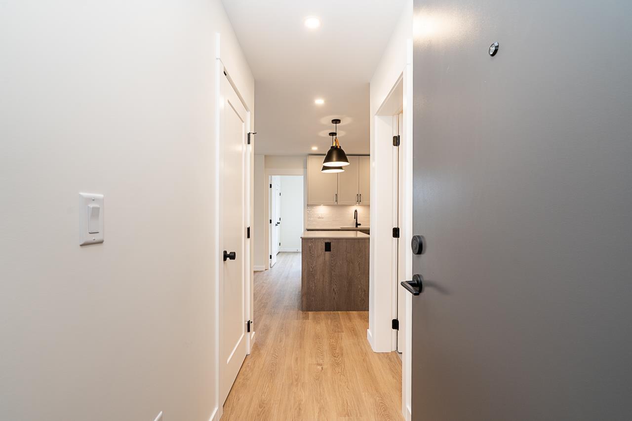 516 27218 Aldergrove Town Center Drive, Langley, BC - Indoor Photo Showing Other Room