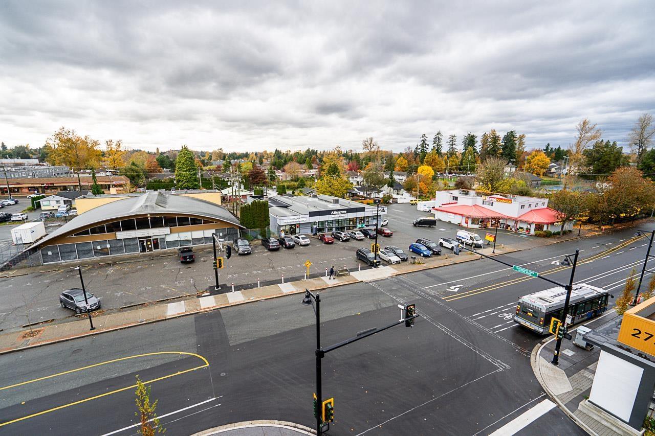 516 27218 Aldergrove Town Center Drive, Langley, BC - Outdoor With View