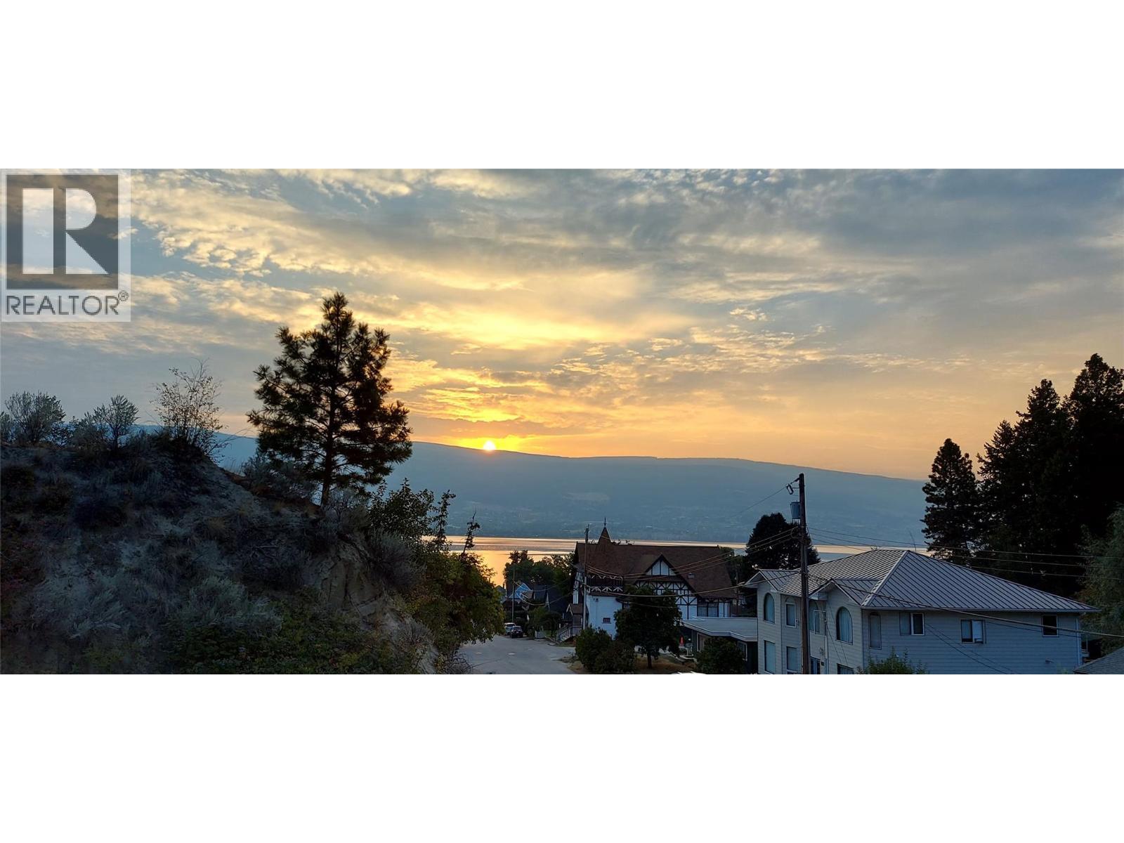 5706 Butler Street, Summerland, BC - Outdoor With View