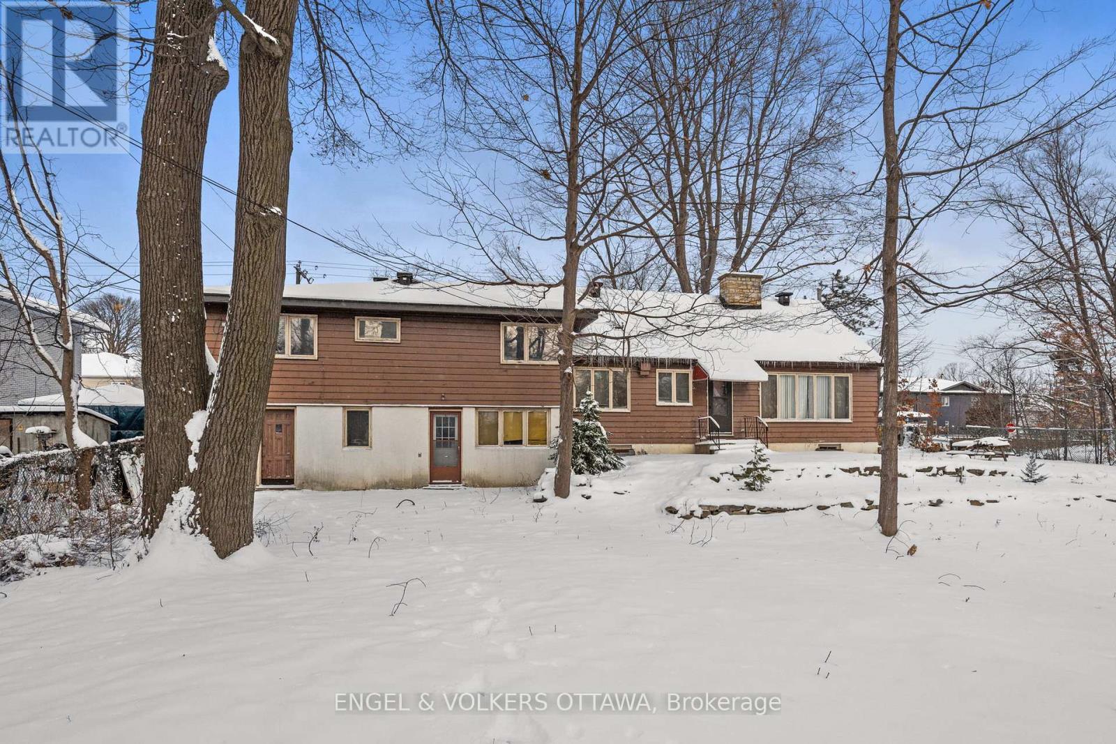 2626 Elmhurst Street, Ottawa, ON - Outdoor