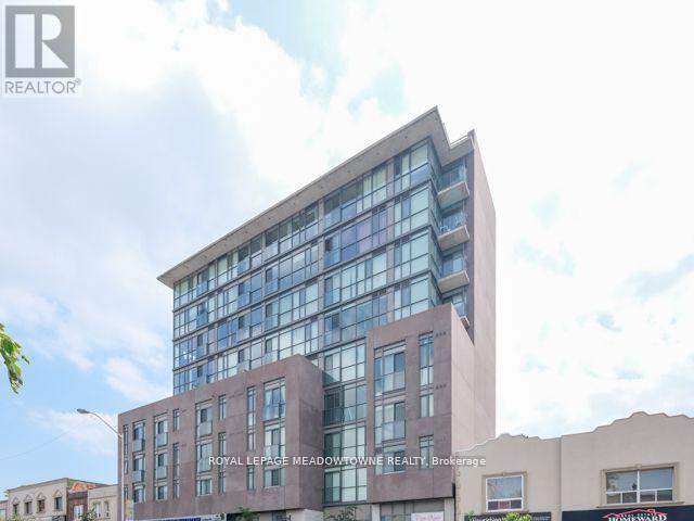 601 - 2055 Danforth Avenue, Toronto, ON - Outdoor With Facade
