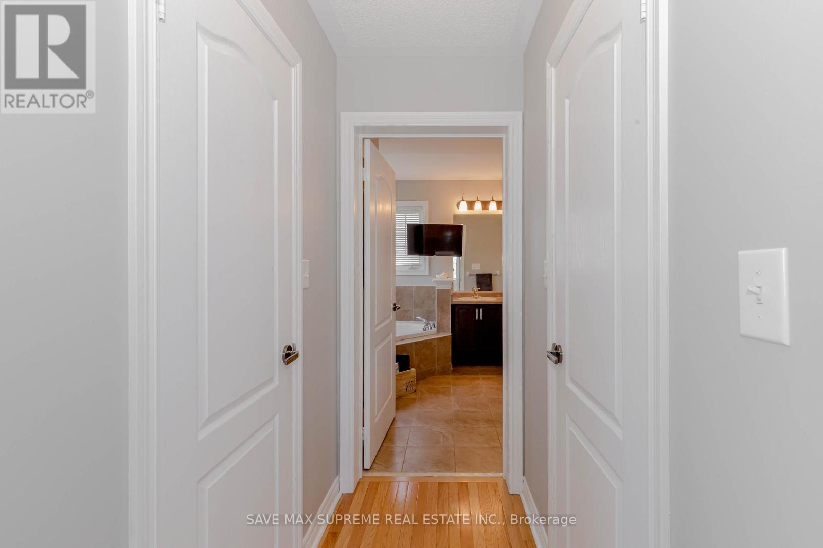 135 Prince William Way, Barrie, ON - Indoor Photo Showing Other Room