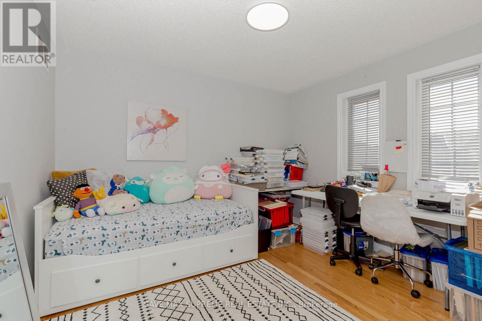 135 Prince William Way, Barrie, ON - Indoor Photo Showing Bedroom