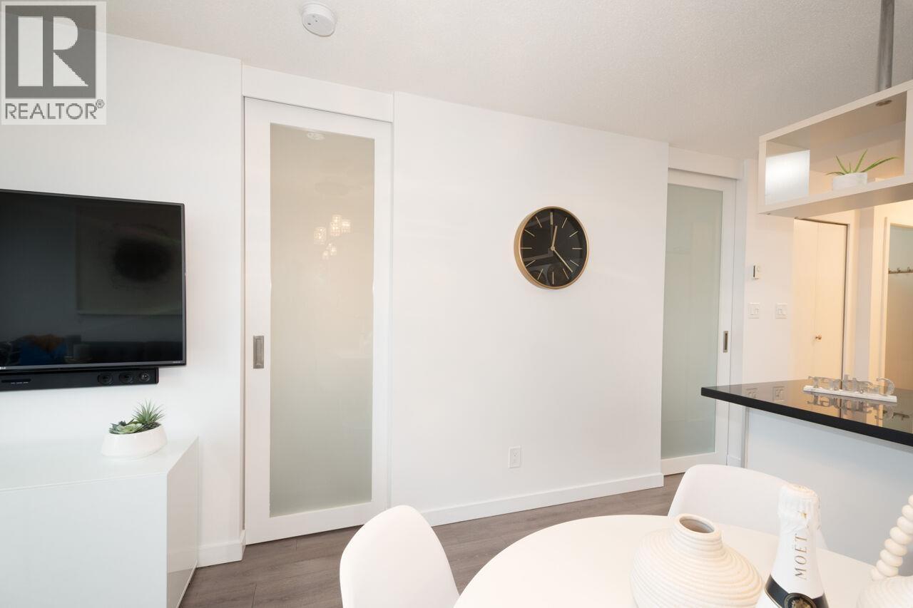 1205 1082 Seymour Street, Vancouver, BC - Indoor