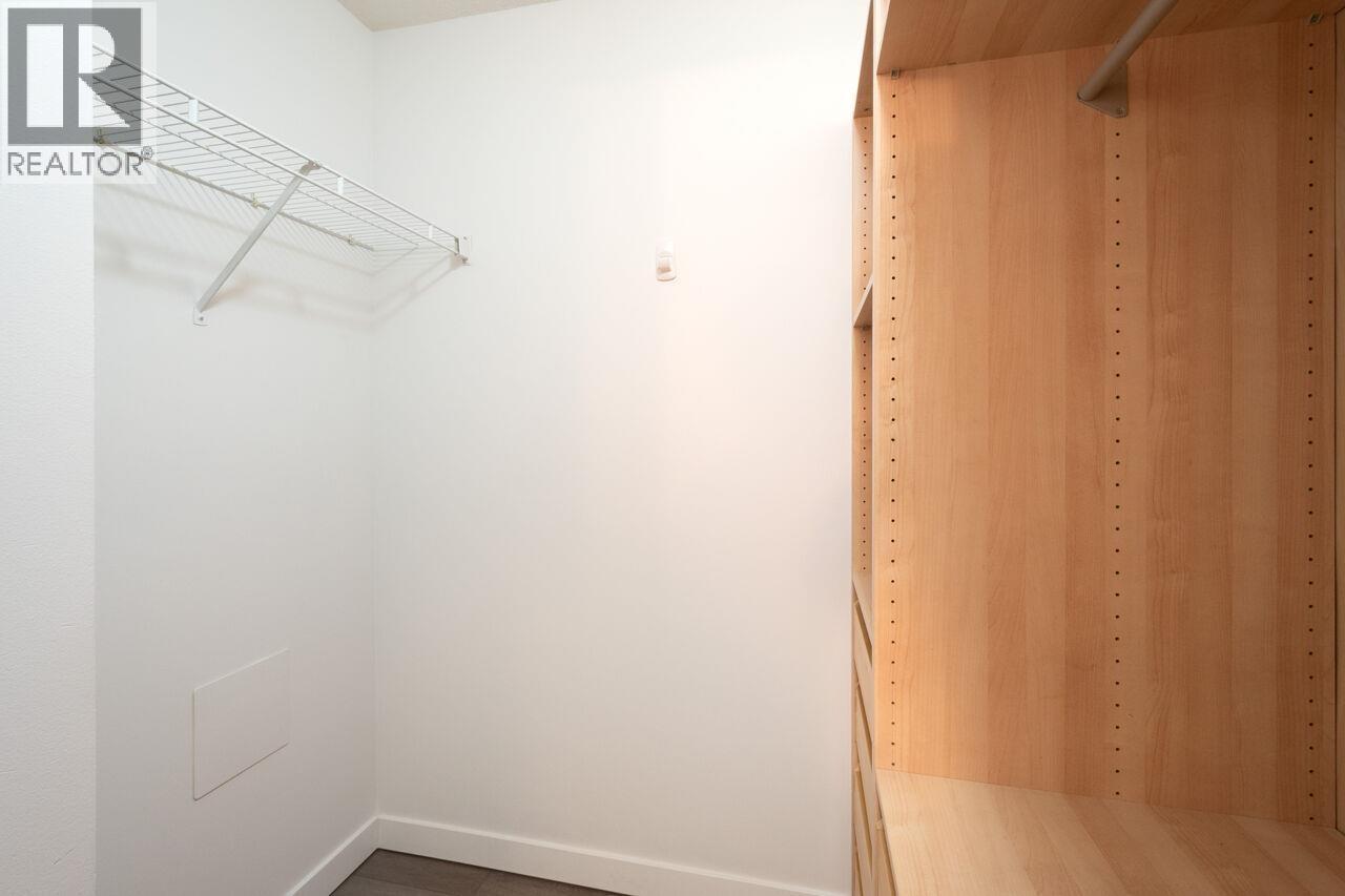 1205 1082 Seymour Street, Vancouver, BC - Indoor With Storage