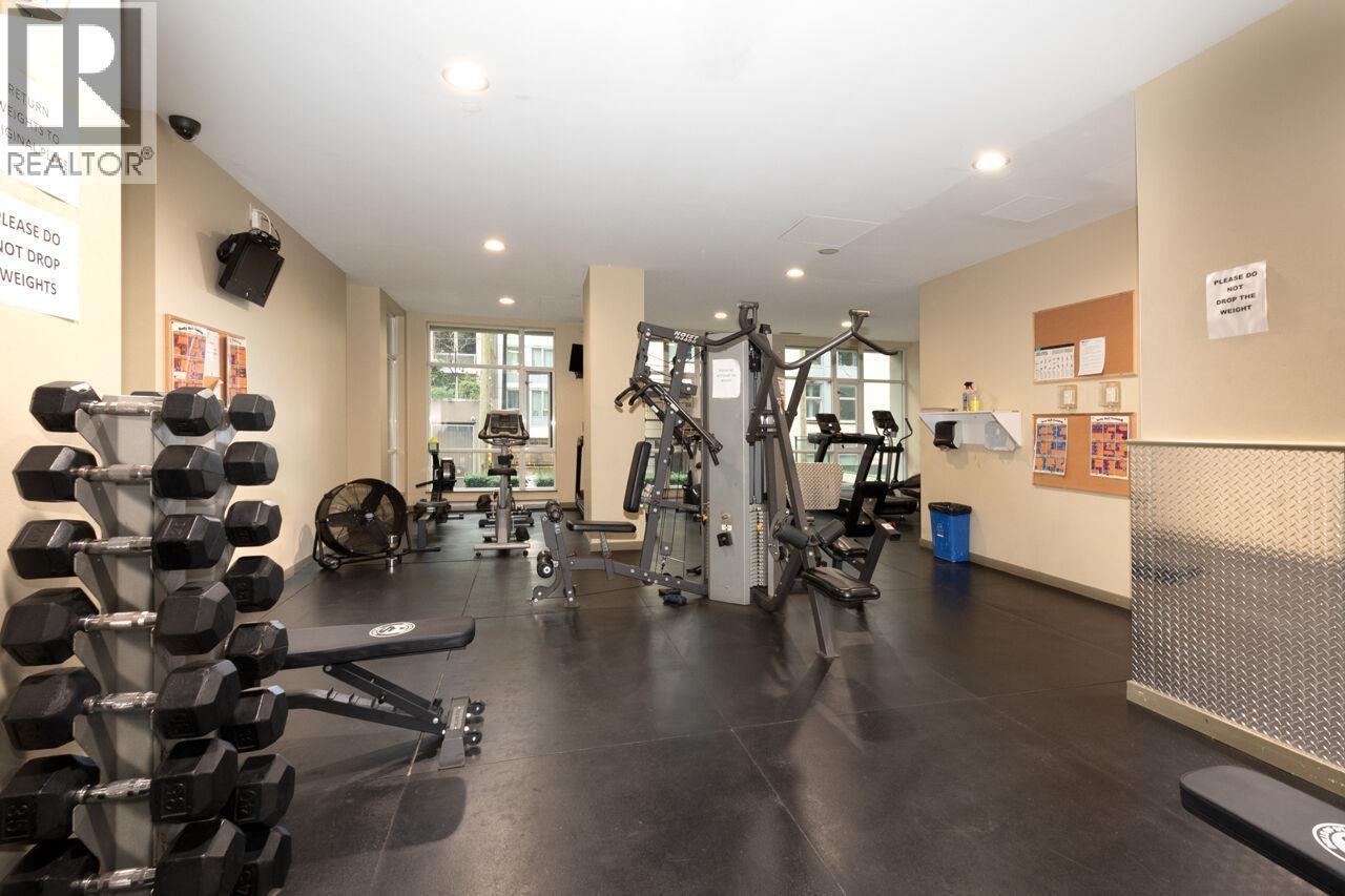 1205 1082 Seymour Street, Vancouver, BC - Indoor Photo Showing Gym Room