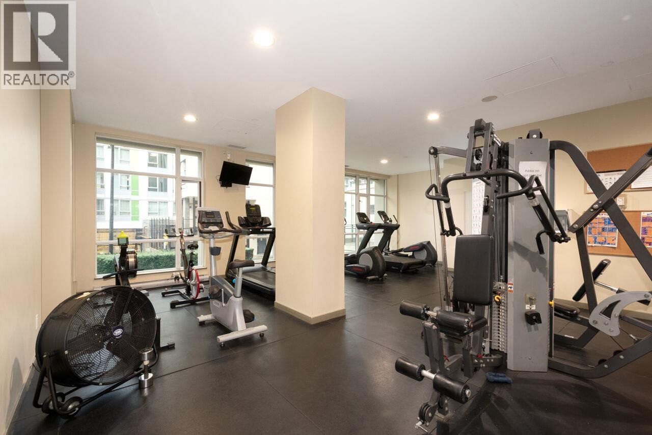 1205 1082 Seymour Street, Vancouver, BC - Indoor Photo Showing Gym Room