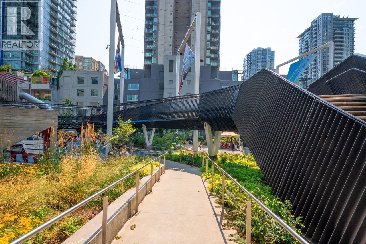 1205 1082 Seymour Street, Vancouver, BC - Outdoor