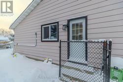 B - 37 BALLANTRAE WAY Ottawa, ON K2L 1N3