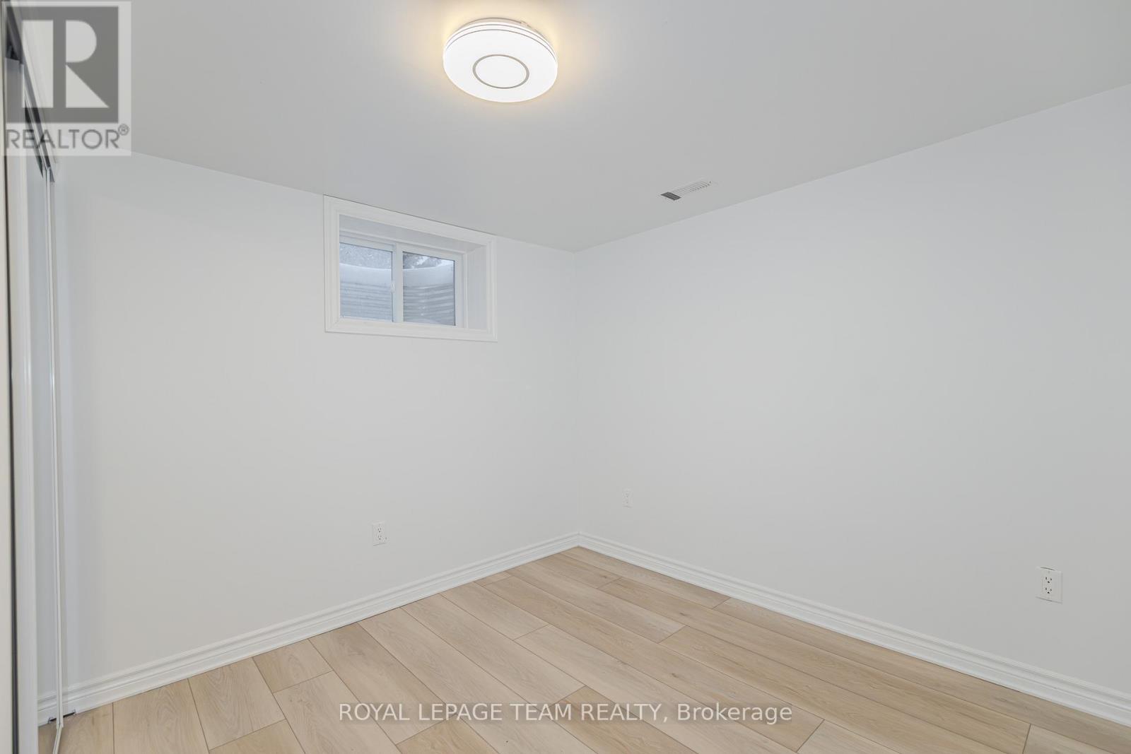 B - 37 Ballantrae Way, Ottawa, ON - Indoor Photo Showing Other Room