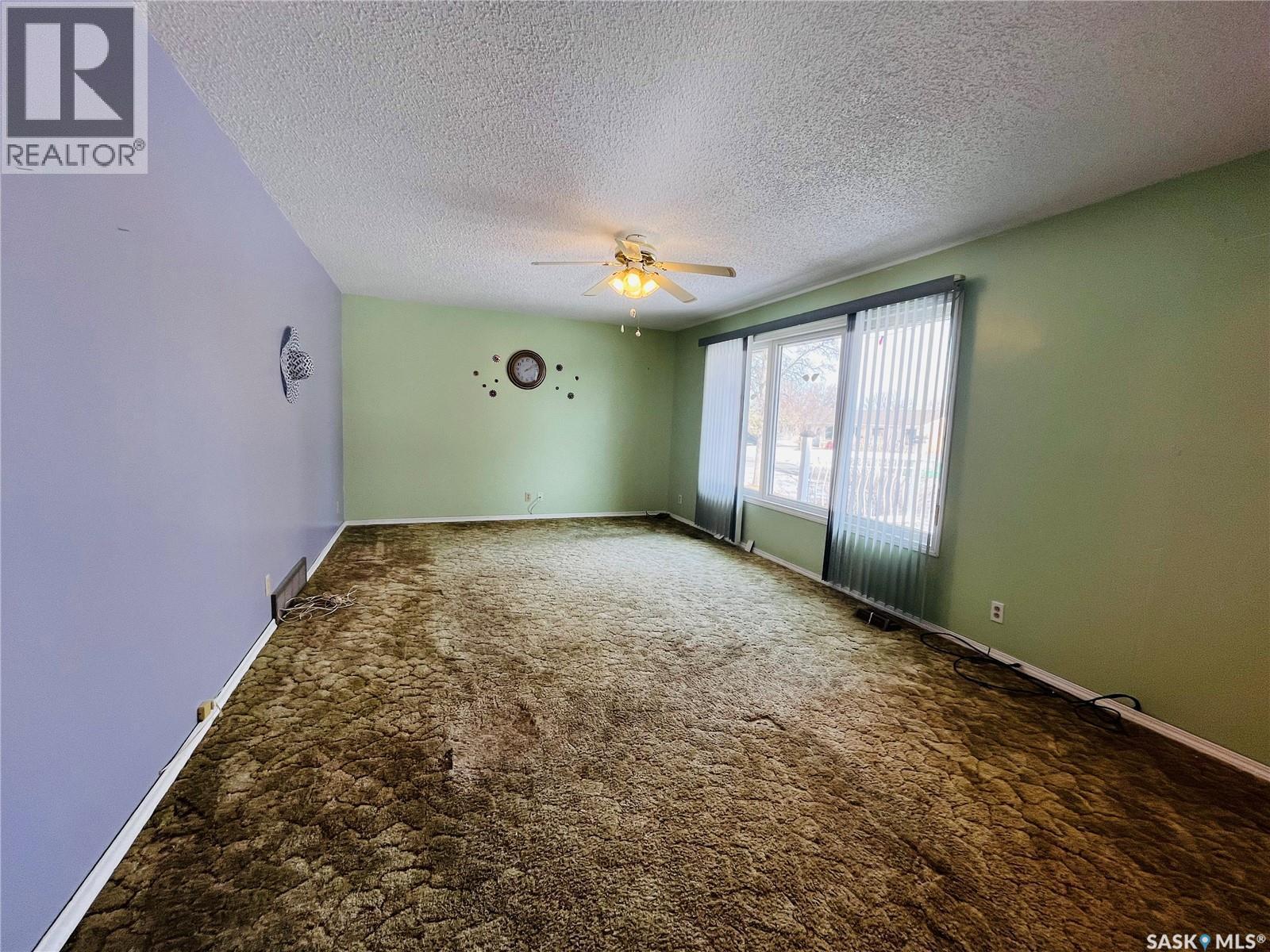 500 Reed Street, Morse, SK - Indoor Photo Showing Other Room
