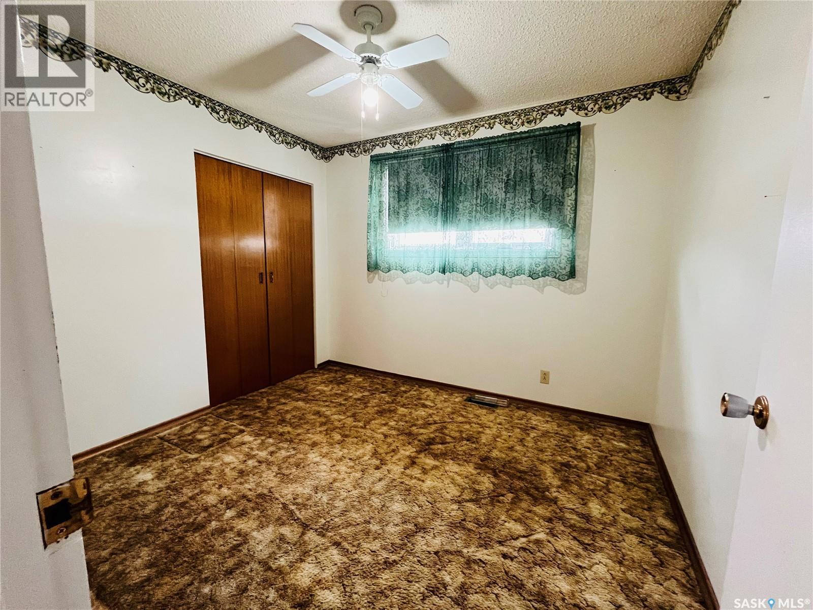 500 Reed Street, Morse, SK - Indoor Photo Showing Other Room