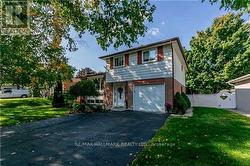 UPPER UNIT - 8 MEADOWLAND AVENUE Barrie, ON L4N 2Y4