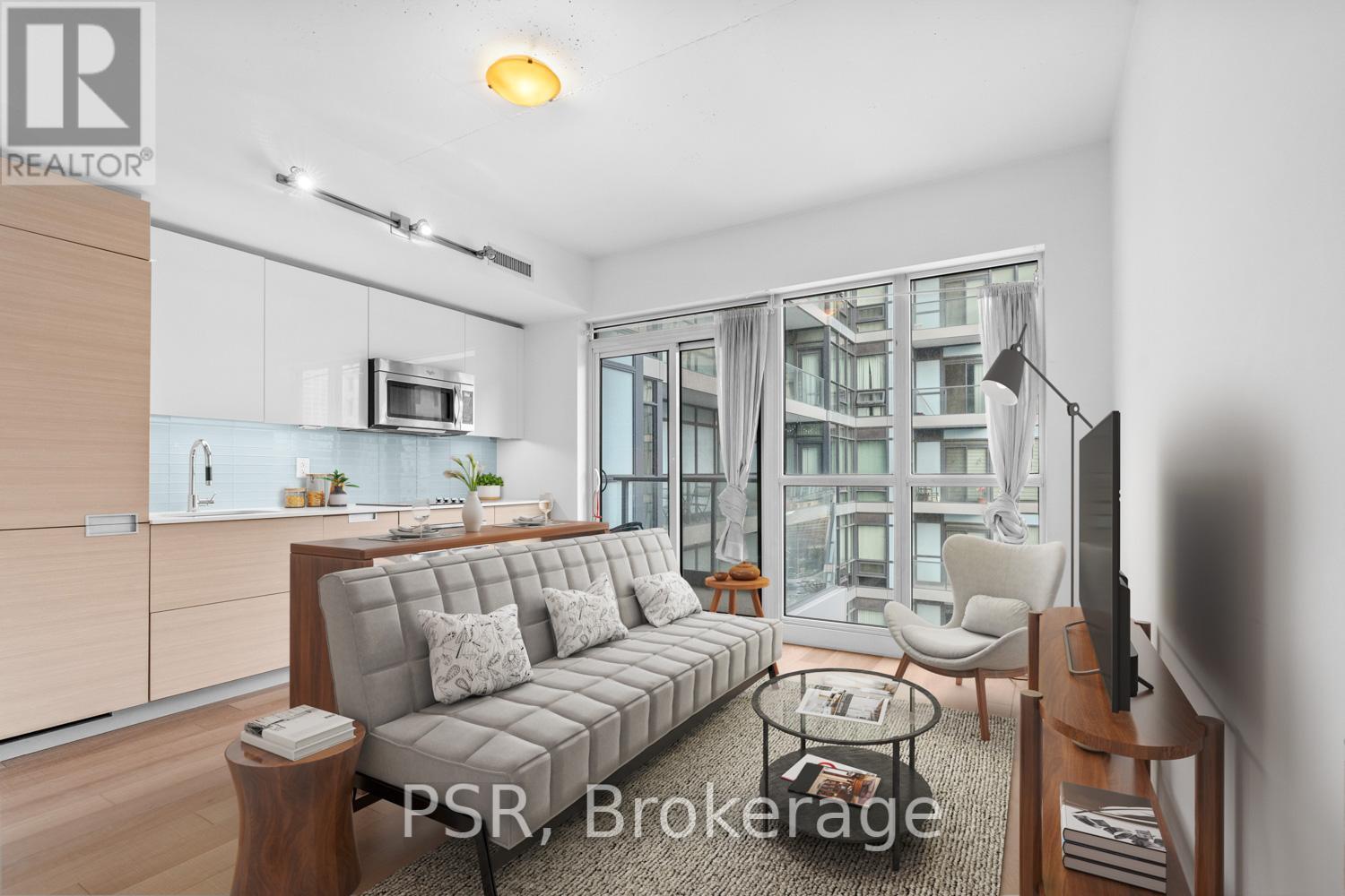 1002 - 210 Simcoe Street, Toronto, ON - Indoor