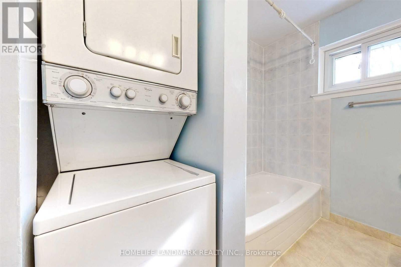 Main - 57 Ardgowan Crescent, Toronto, ON - Indoor Photo Showing Laundry Room