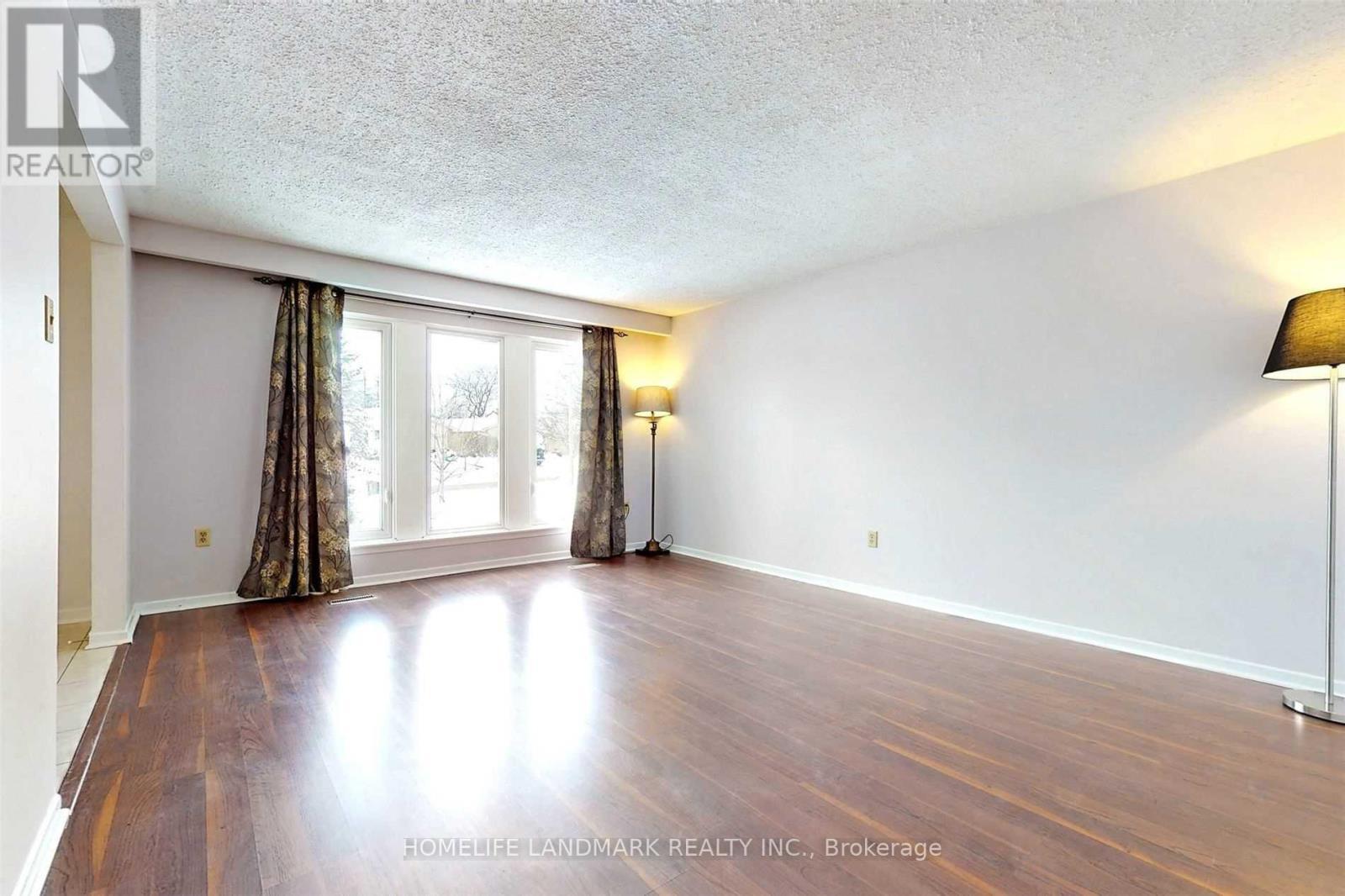 Main - 57 Ardgowan Crescent, Toronto, ON - Indoor Photo Showing Other Room