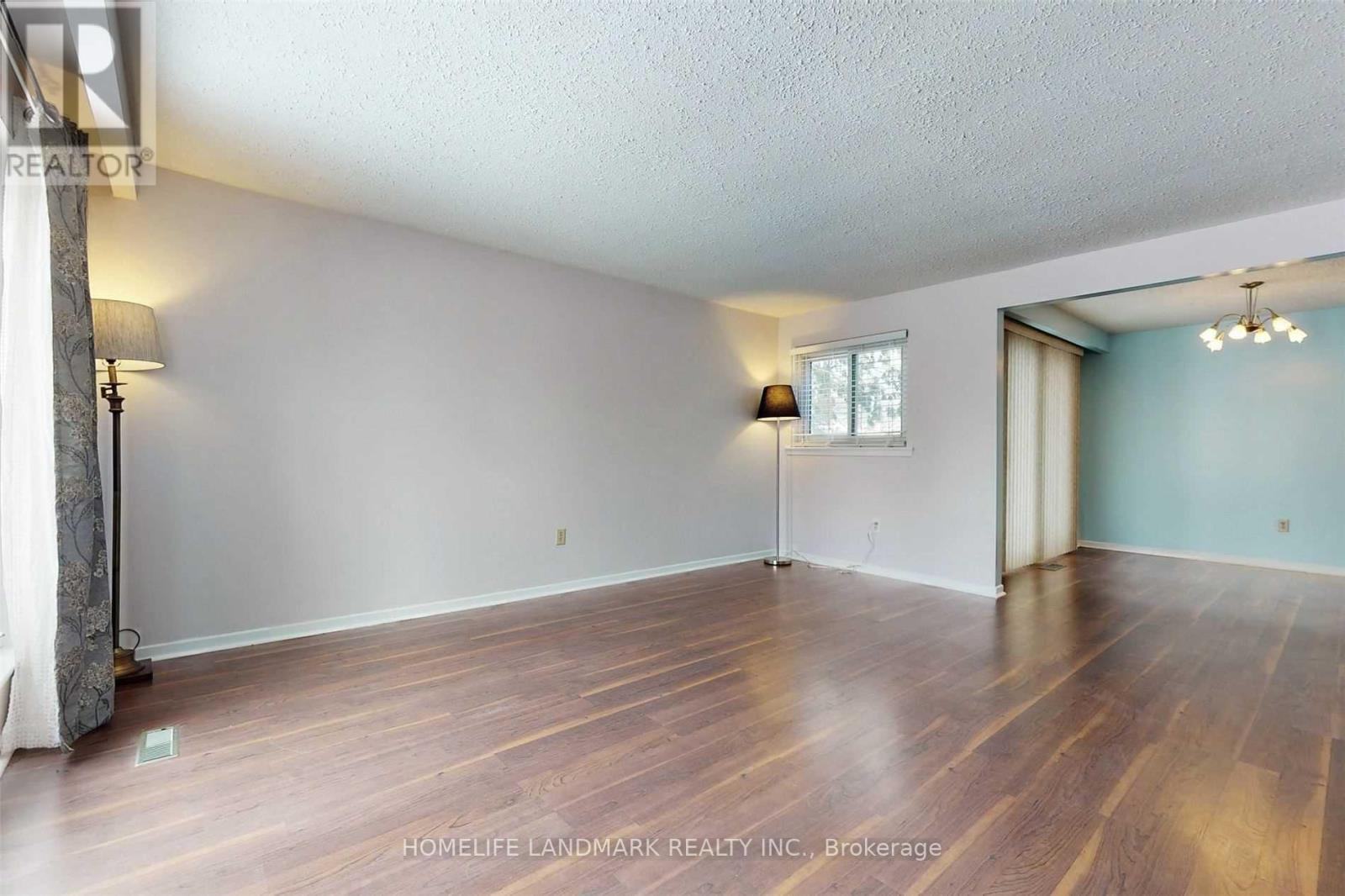 Main - 57 Ardgowan Crescent, Toronto, ON - Indoor Photo Showing Other Room