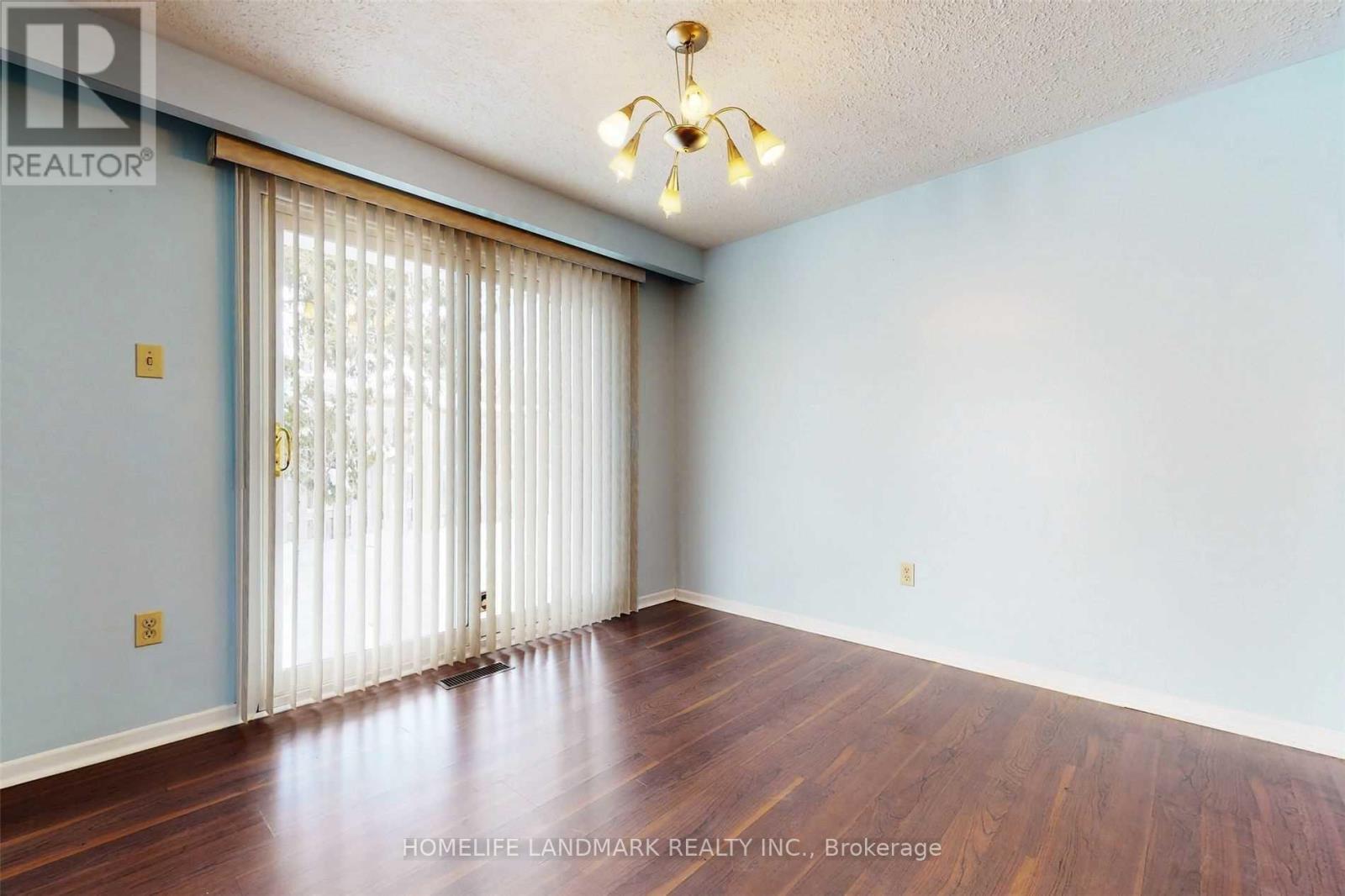 Main - 57 Ardgowan Crescent, Toronto, ON - Indoor Photo Showing Other Room