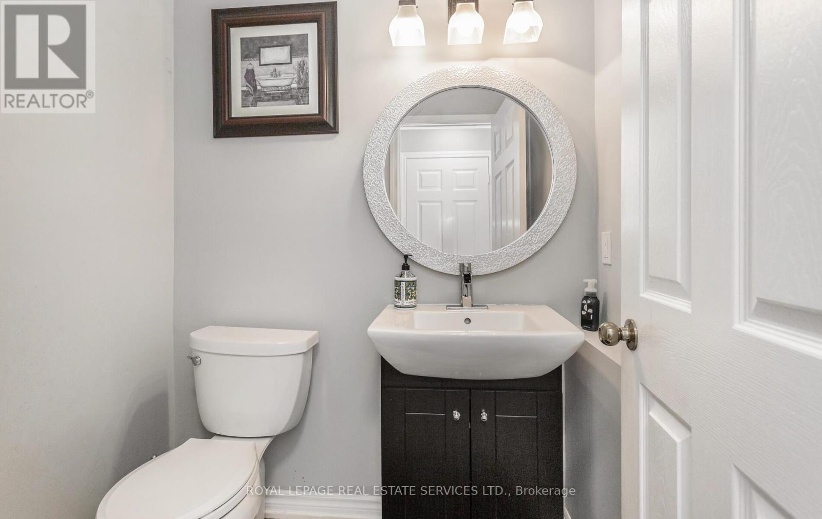 5050 Bunton Crescent, Burlington, ON - Indoor