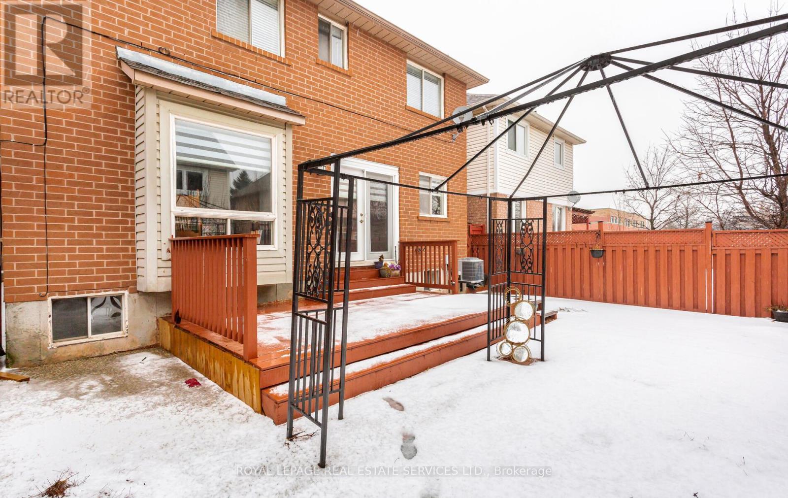 5050 Bunton Crescent, Burlington, ON - Outdoor With Exterior