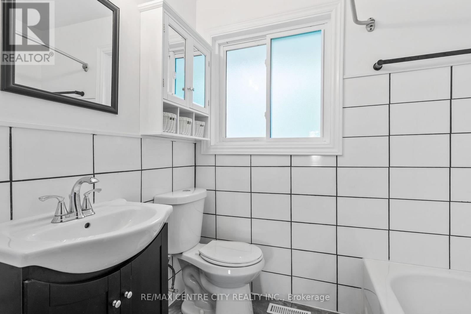 187-189 Taylor Street, London East (East C), ON