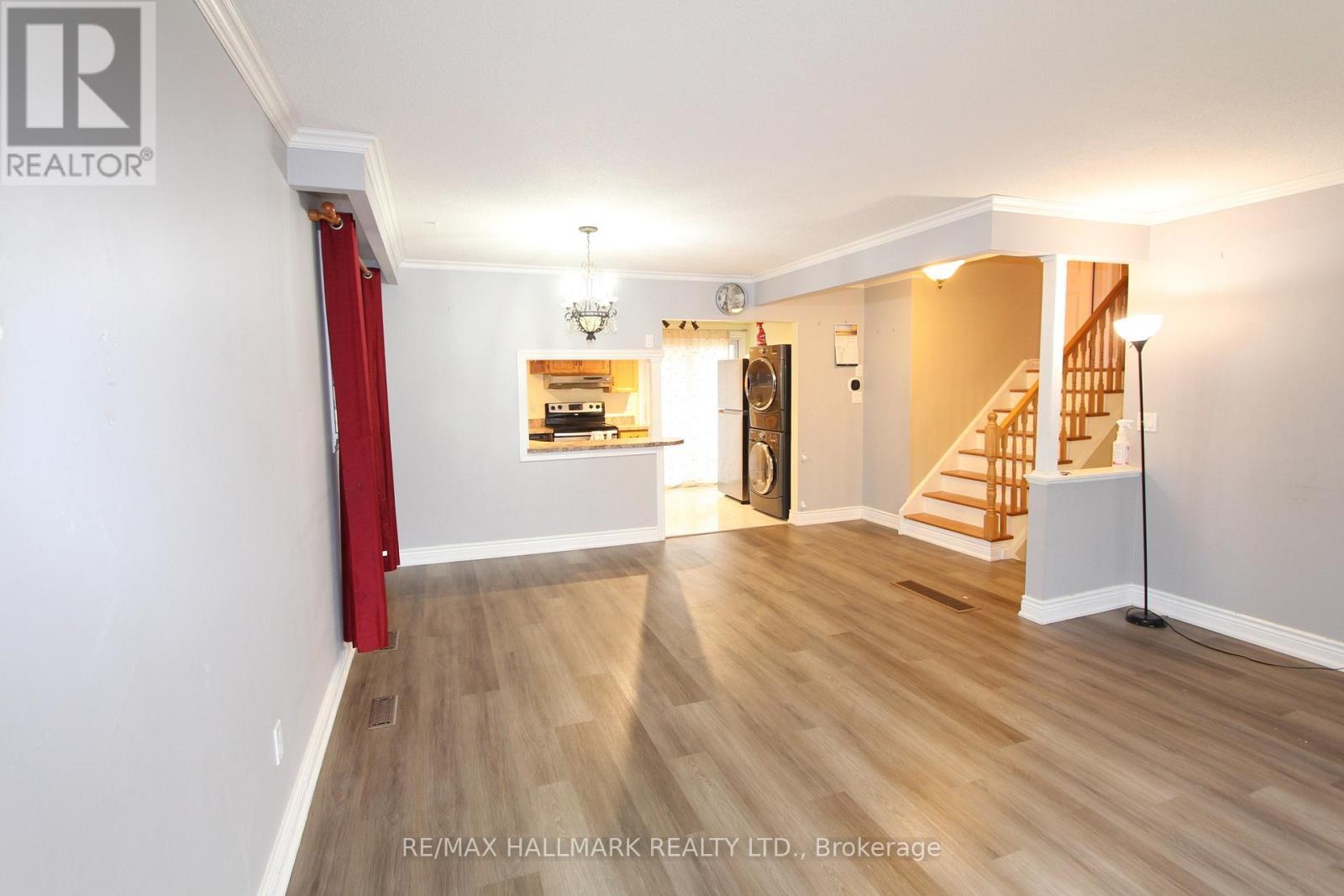Entire House - 8 Meadowland Avenue, Barrie, ON - Indoor