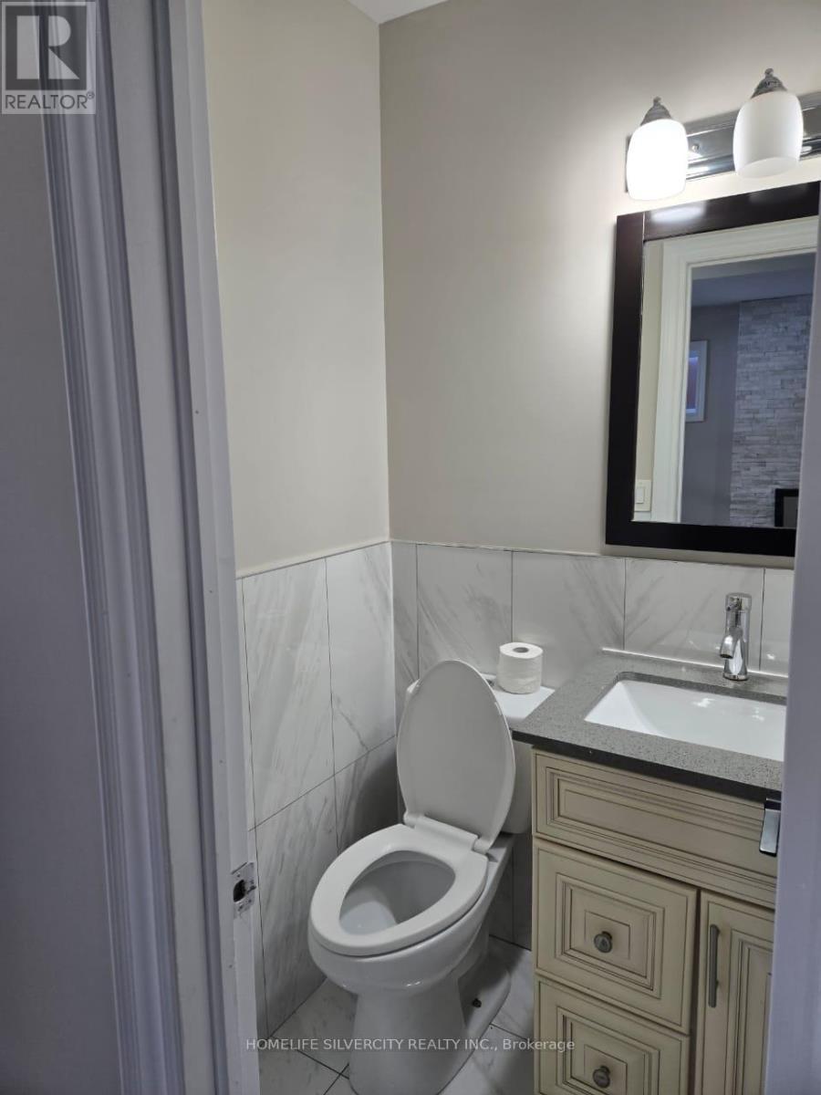 59 Bartonville Avenue W, Toronto, ON - Indoor Photo Showing Bathroom