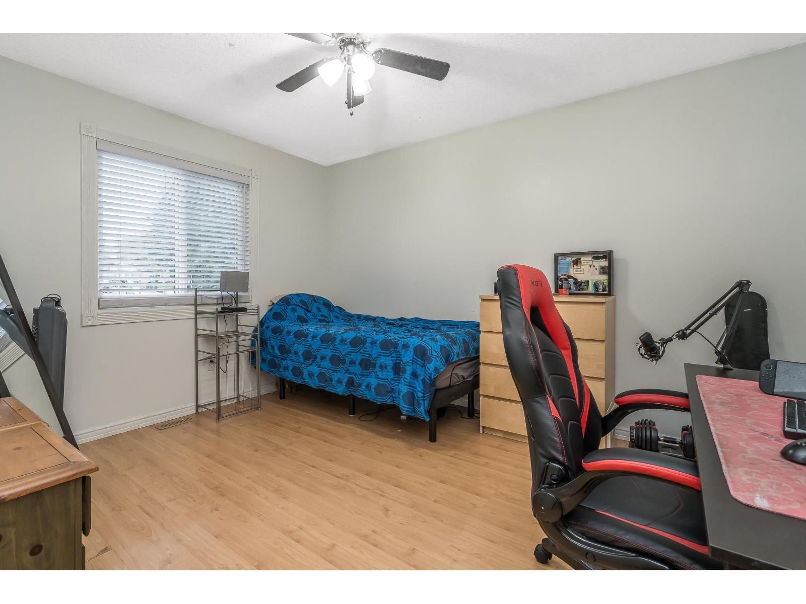 13288 64A Avenue, Surrey, BC - Indoor