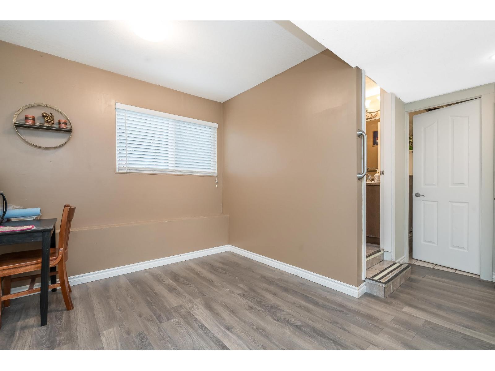 13288 64A Avenue, Surrey, BC - Indoor