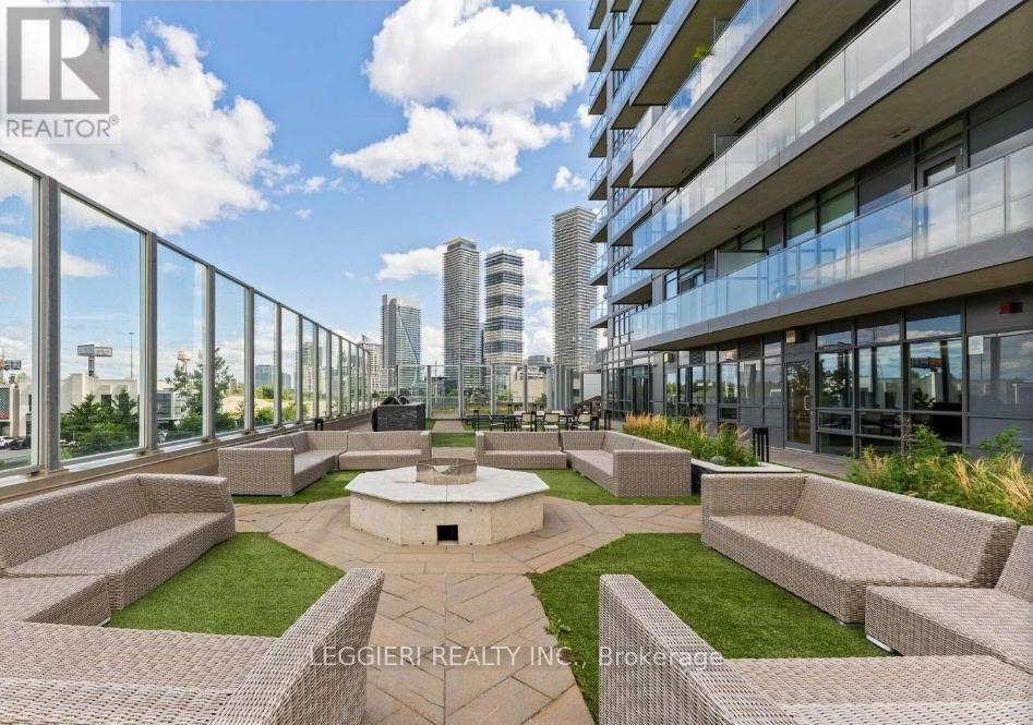 1404 - 36 Park Lawn Road, Toronto, ON - Outdoor