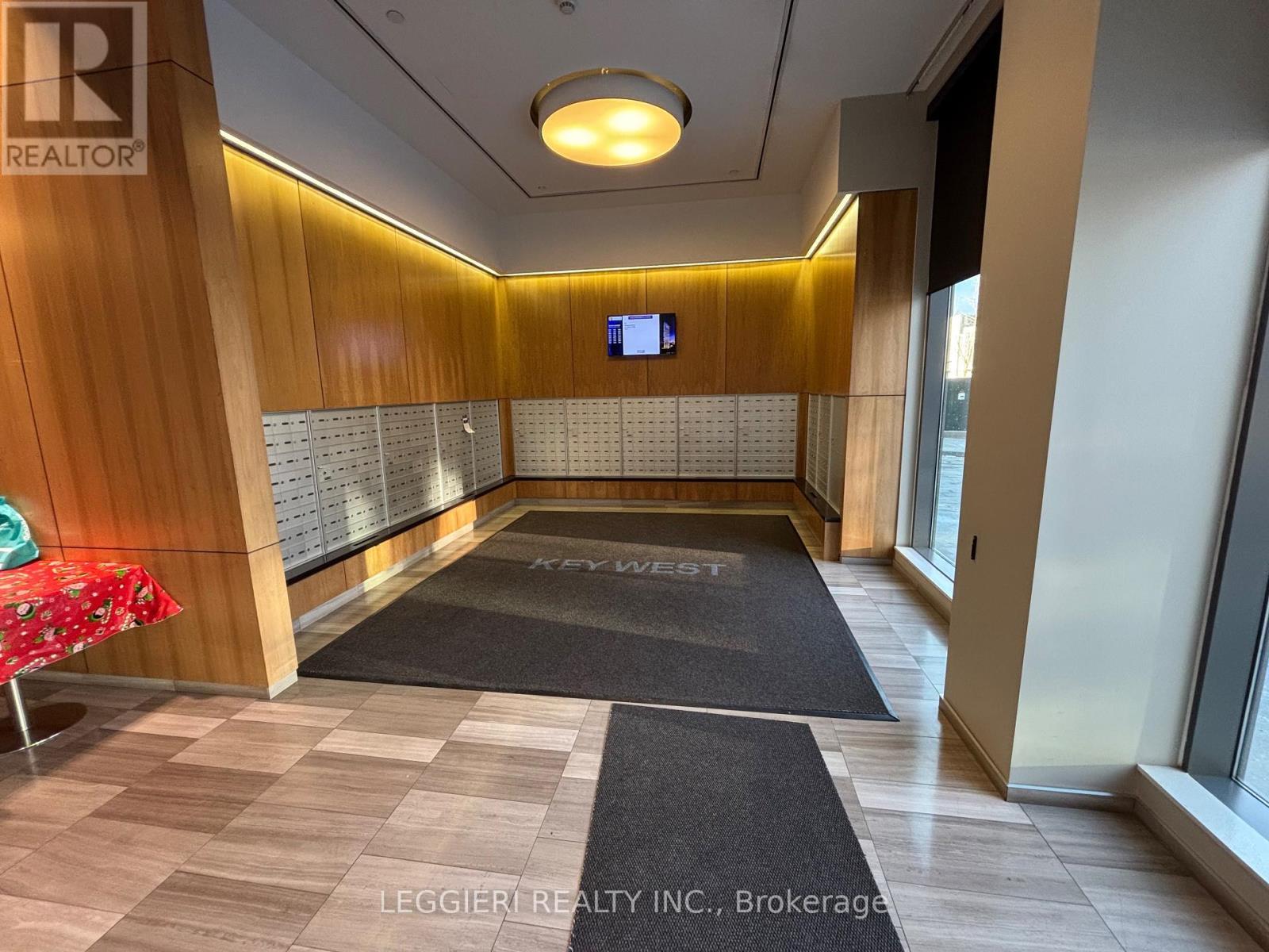 1404 - 36 Park Lawn Road, Toronto, ON - Indoor Photo Showing Other Room