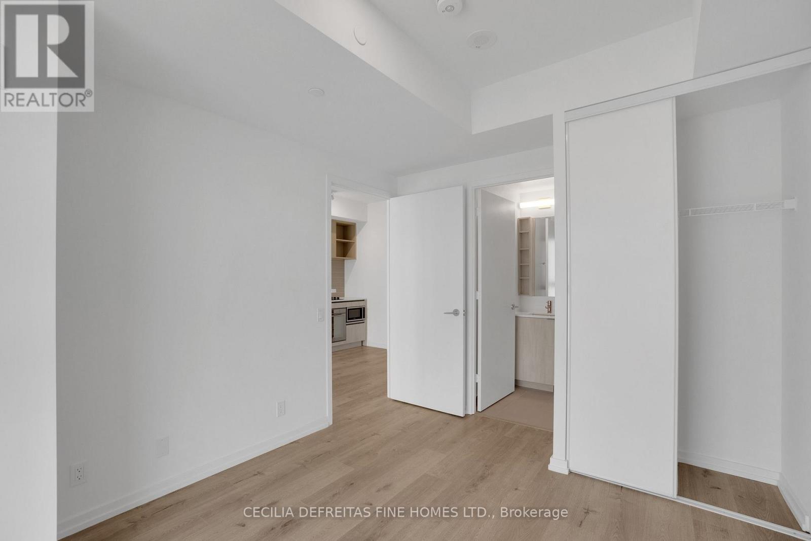 4603 - 7890 Jane Street, Vaughan, ON - Indoor Photo Showing Other Room