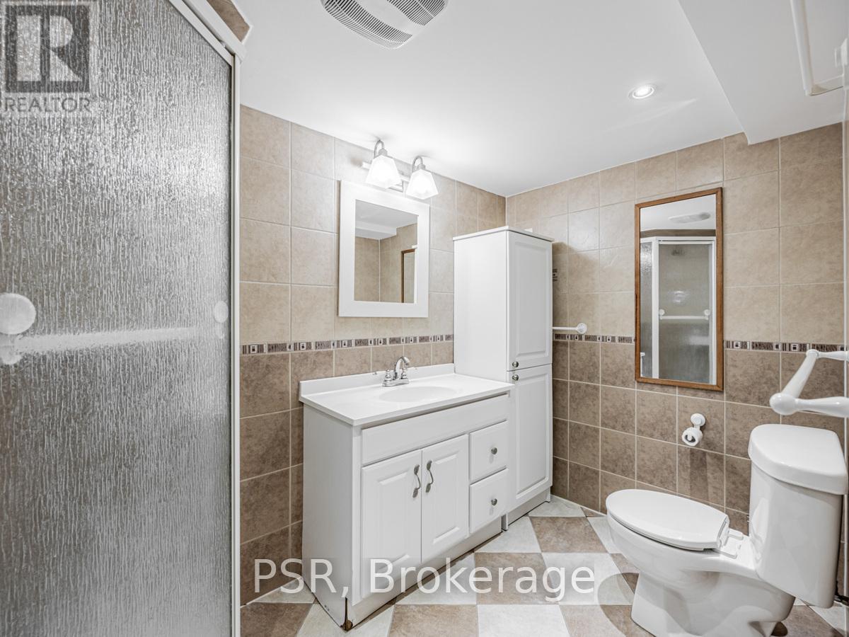 Lower - 371 Mcroberts Avenue, Toronto, ON - Indoor Photo Showing Bathroom