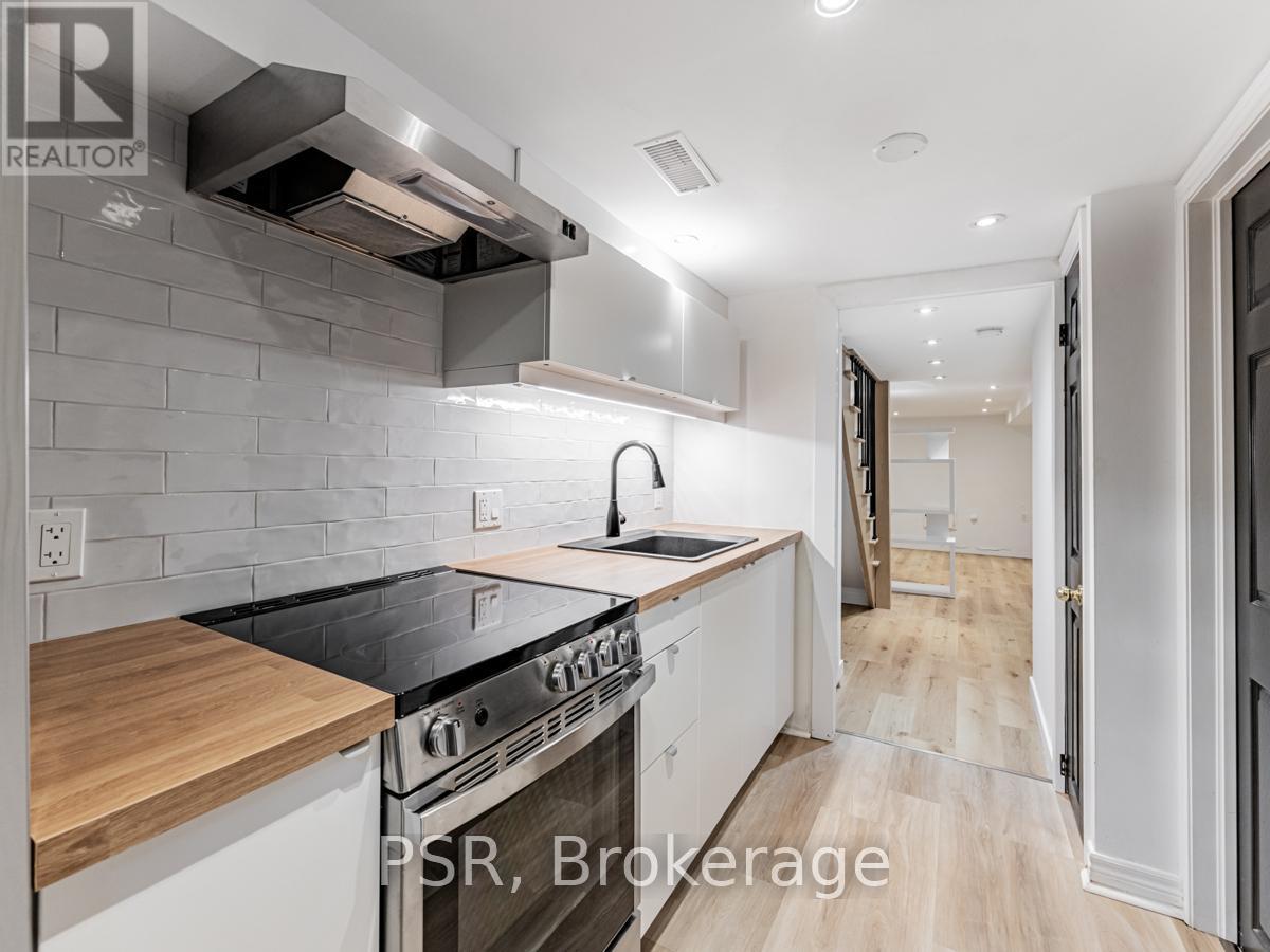 Lower - 371 Mcroberts Avenue, Toronto, ON - Indoor Photo Showing Kitchen With Upgraded Kitchen