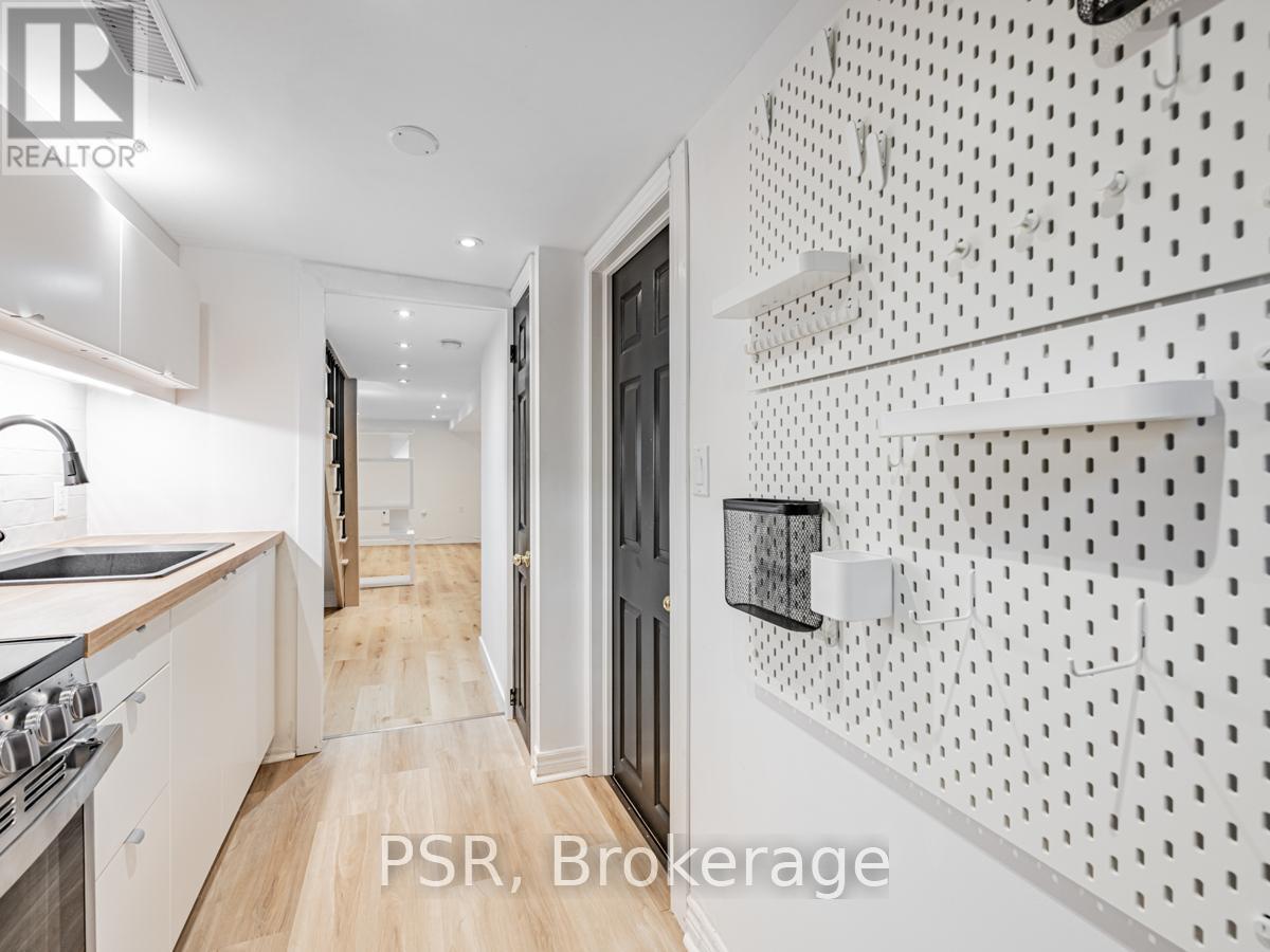 Lower - 371 Mcroberts Avenue, Toronto, ON - Indoor Photo Showing Kitchen