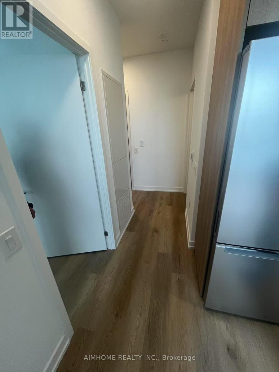 395 Square One Drive, Mississauga, ON - Indoor Photo Showing Other Room